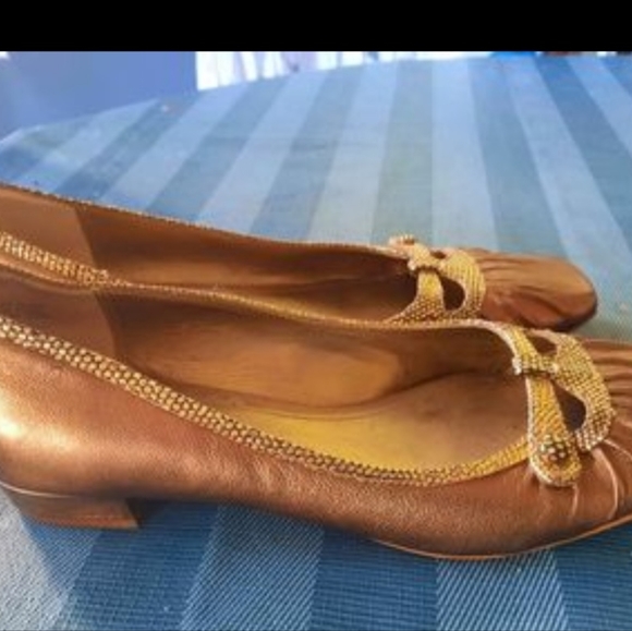 Franco Sarto gold shoes (6.5) (6) - Picture 4 of 4